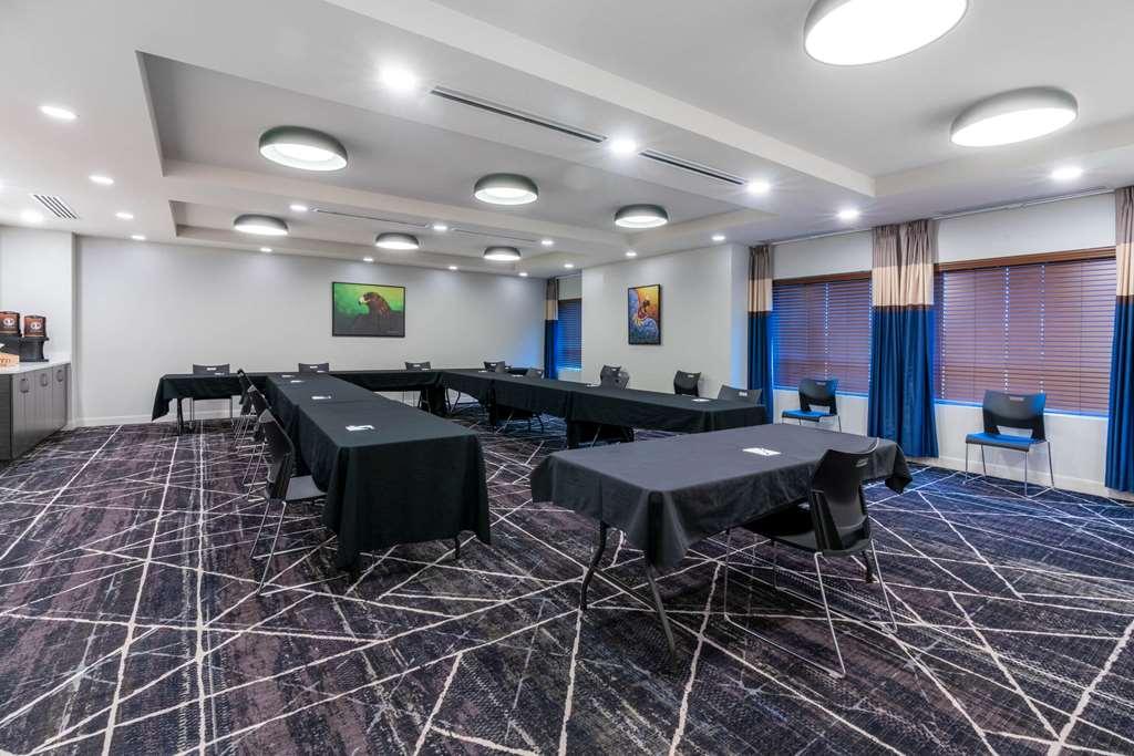 Microtel Inn & Suites By Wyndham Kanata Ottawa West Facilidades foto