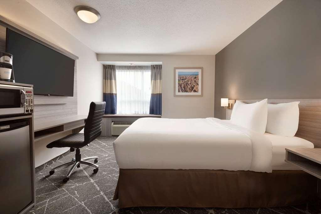 Microtel Inn & Suites By Wyndham Kanata Ottawa West Habitación foto